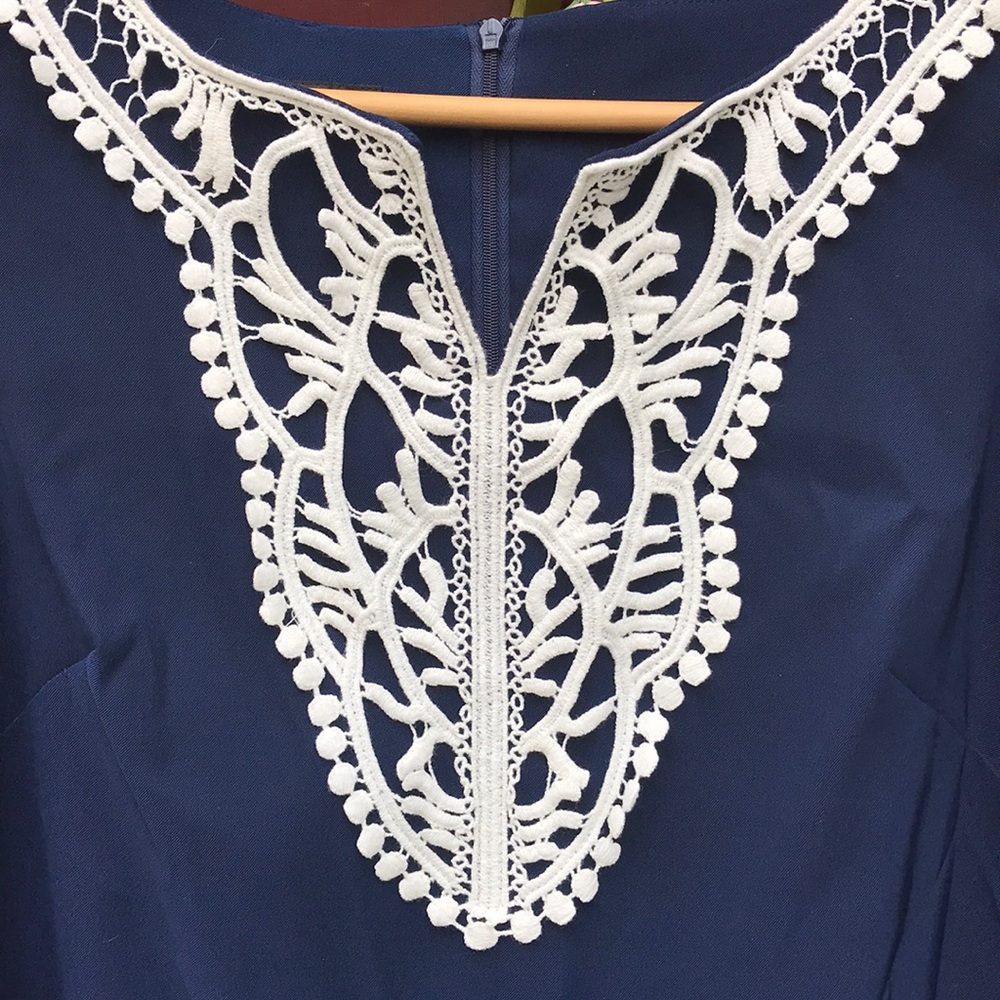 Dress - Picture 2 of 4